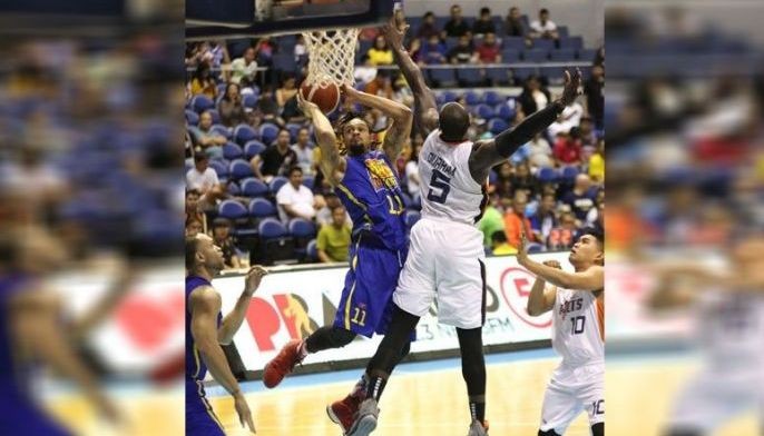 Tropang Texters sinilaban ang Bolts