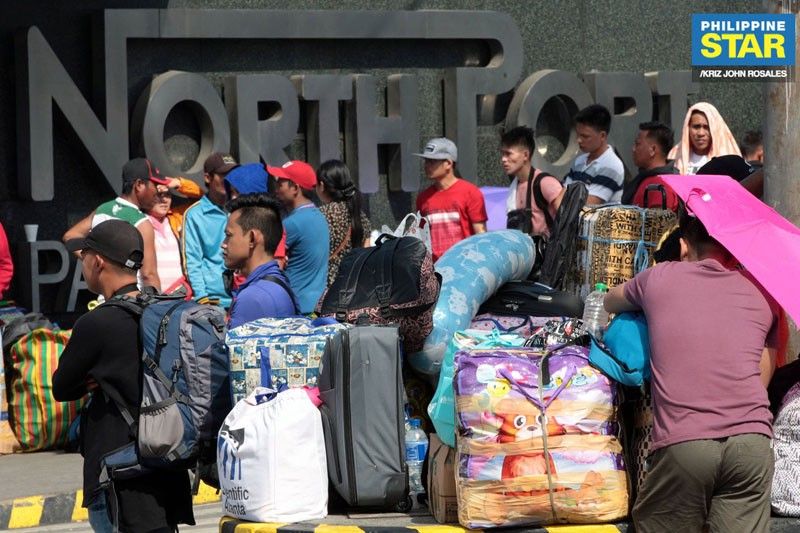 16,000 pasahero stranded kay â��Ursulaâ��
