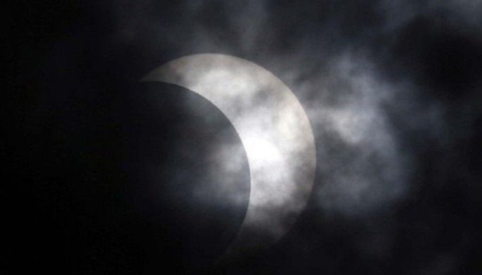 Clouds 'eclipse' visibility of rare annular solar eclipse in the Philippines