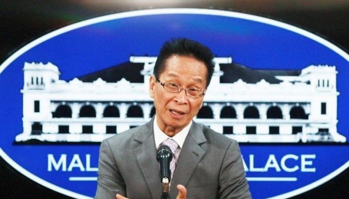 No signing of budget by yearend
