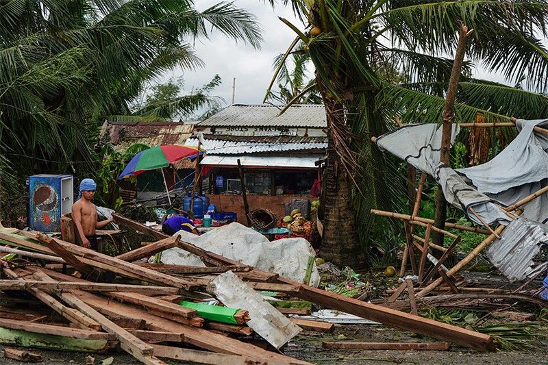 In the wake of â��Ursula:â�� Typhoon leaves trail of damage in Visayas