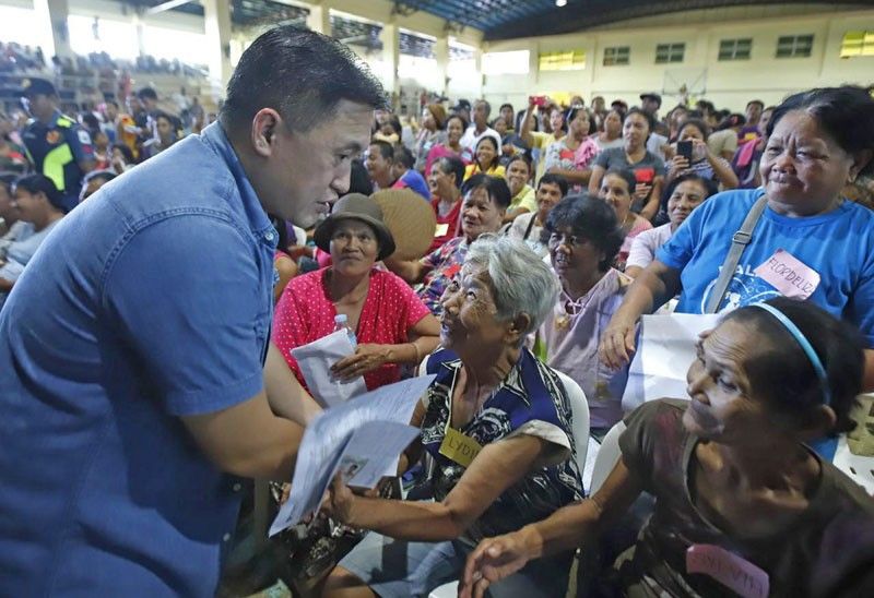 Go to local officials: Ensure government assistance to typhoon victims ...