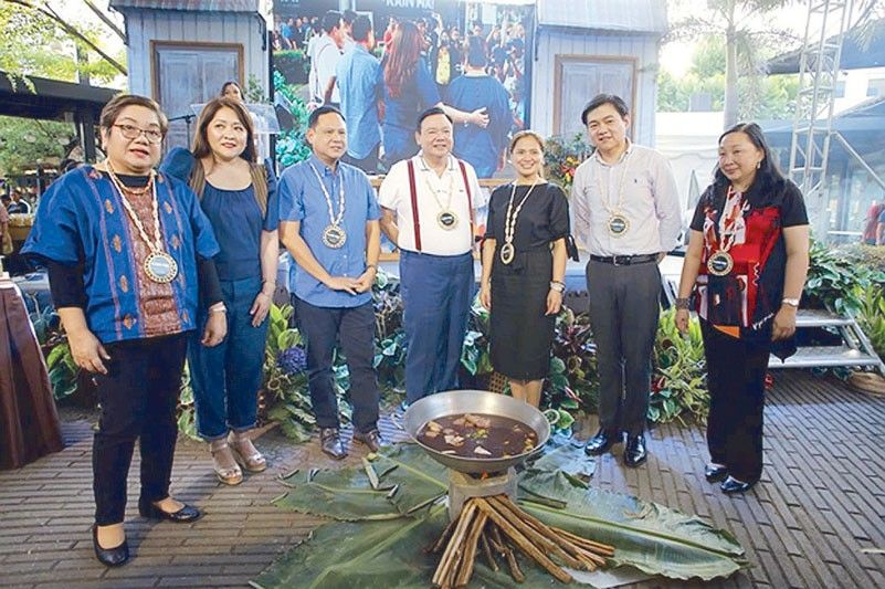 Iloilo celebrates ASEAN award, hosts Kain Na!