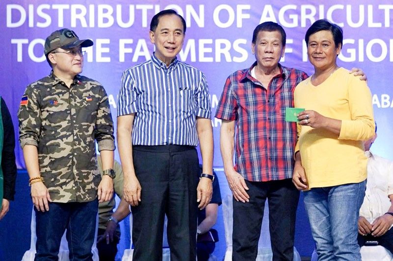 Already tired, Duterte says he wonâ��t extend term