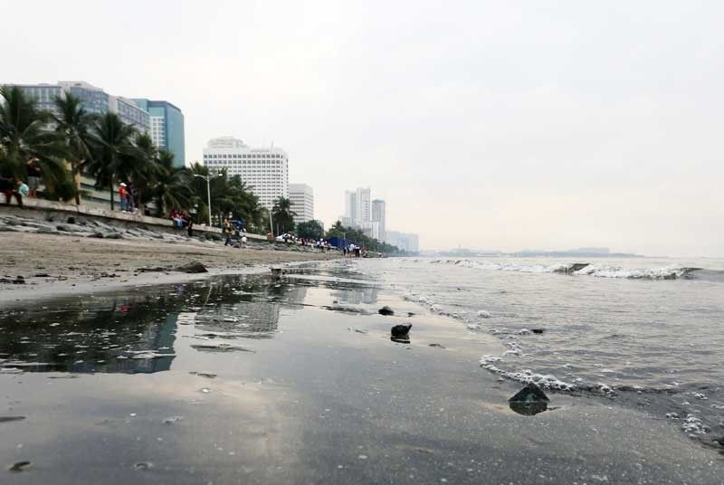Duterte not inclined to approve proposed Manila Bay reclamation