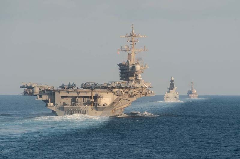 US warship sails through Taiwan Strait