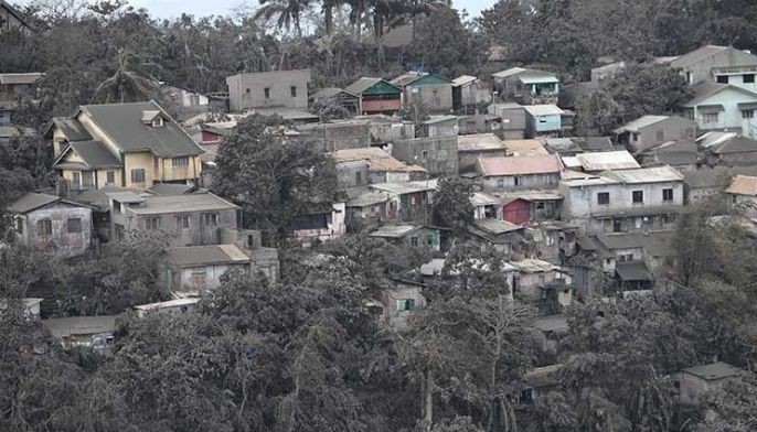 A week into Taal unrest, almost 150,000 displaced