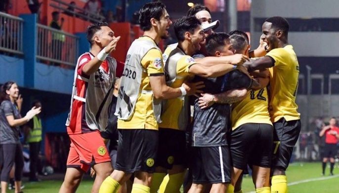 Ceres booters pull off shocker