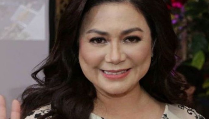 Dina nagpahulog sa basurahan Alang-alang sa eksena