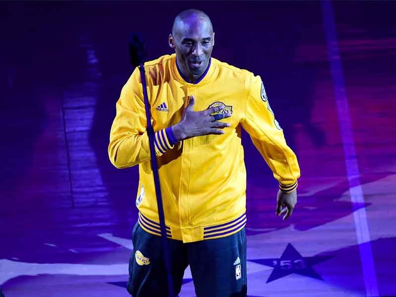 Michael Jordan mourns death of 'little brother' Kobe Bryant