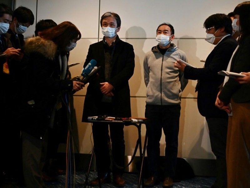 Foreigners flown out of China virus epicenter, death toll hits 132