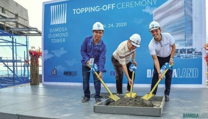 Damosa Diamond Tower tops off