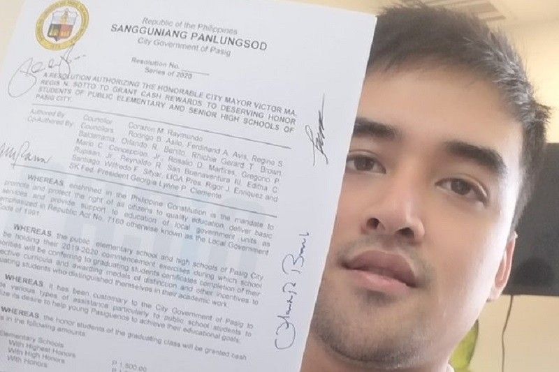 'Cash gifts' pabuya ng Pasig LGU sa mga graduating honor students