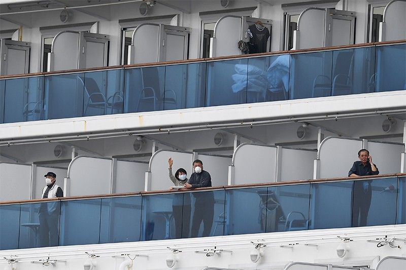 Love boat: Valentine's Day on a quarantine cruise