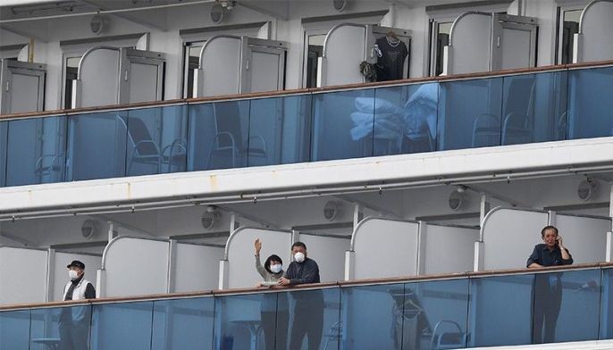 Love boat: Valentine's Day on a quarantine cruise