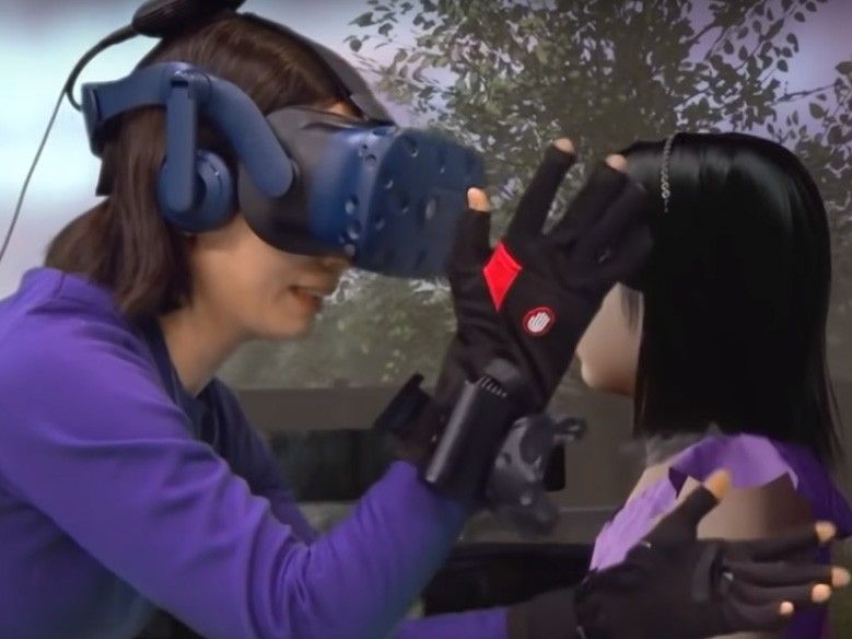 South Korean TV 'reunites' mother with dead daughter in VR show