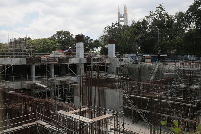 Konstruksyon ng MRT-7 sa Quezon City Circle, pinahinto ni Mayor Joy