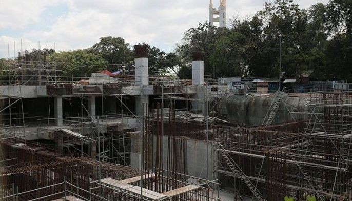 Konstruksyon ng MRT-7 sa Quezon City Circle, pinahinto ni Mayor Joy