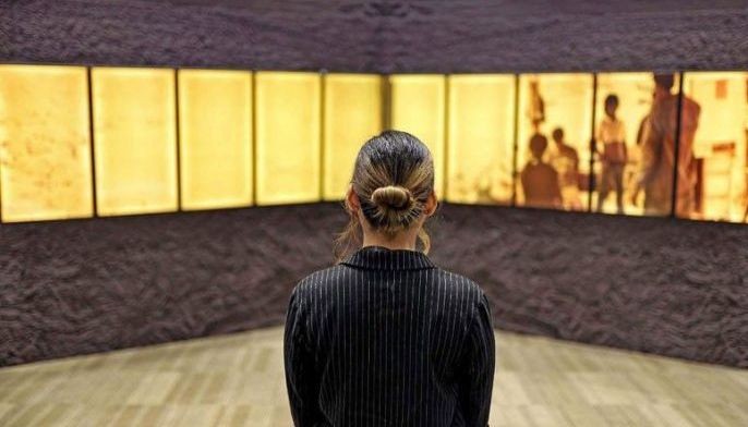 How art makes meaningful  connections with tech