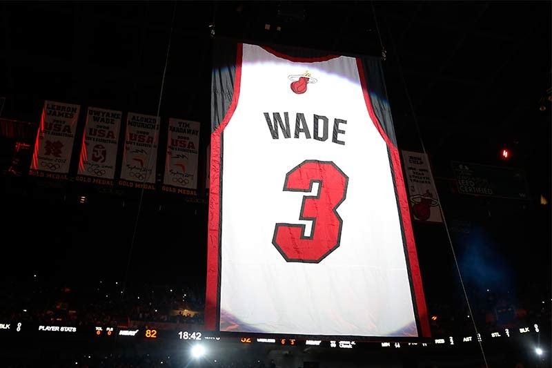 Dwyane Wade immortalized in Miami Heat jersey retirement