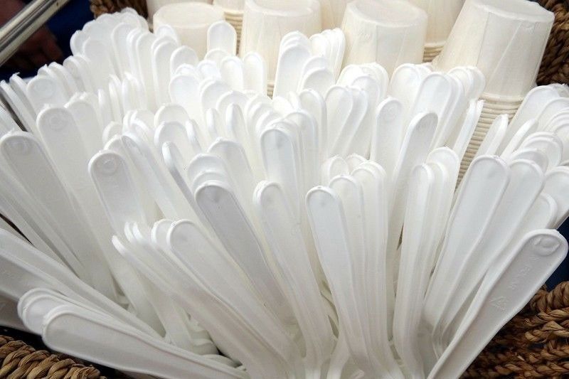 Waste agency bans single-use plastics in government offices