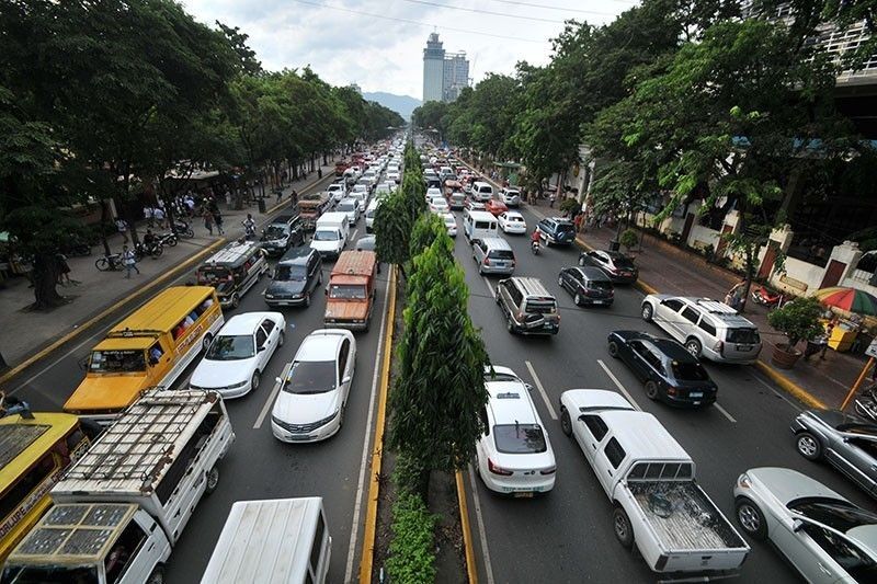 CCTO, DPS urged: Clean traffic, street signage