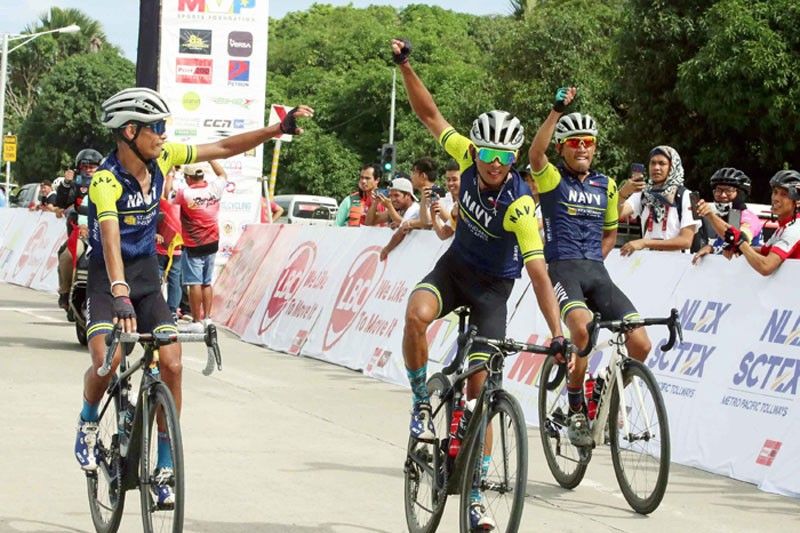 Standard riders rule; Bordeos back on top