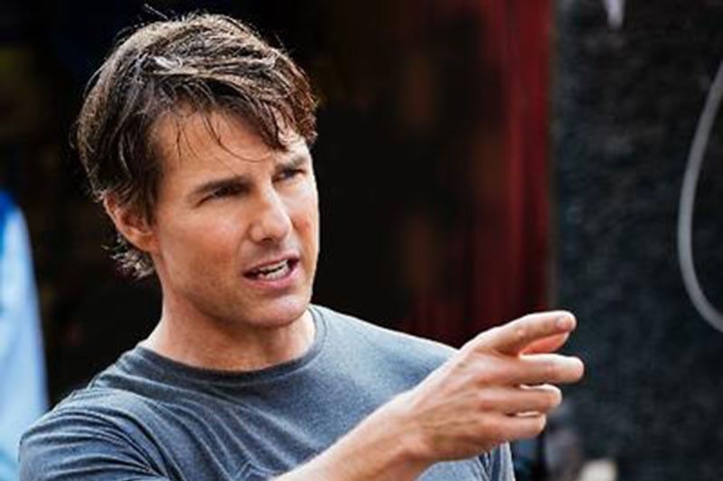 Tom Cruise hindi makalabas sa hotel dahil sa COVID-19!