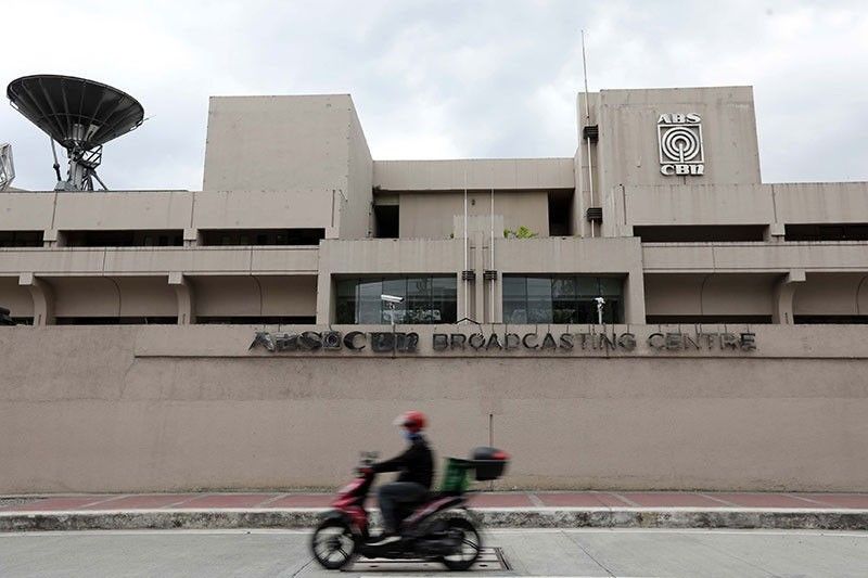 House resolution sa ABS-CBN franchise â��di na kailangan