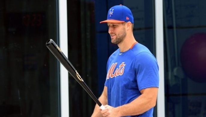 Tebow, D&rsquo;Arnaud commit to Philippines IX