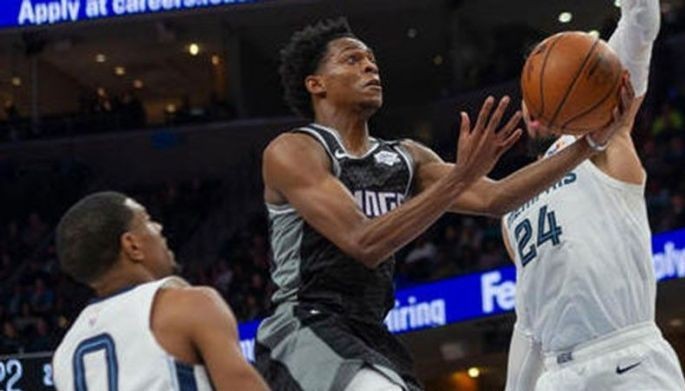 Fox inilapit ang Kings sa final spot sa West; Antetokounmpo bumida sa panalo ng Bucks