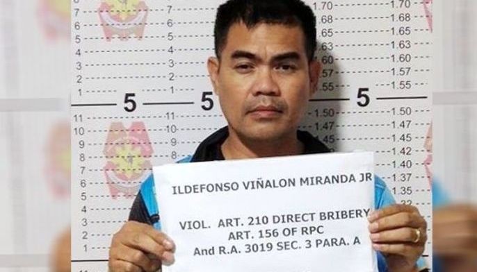 Cebu town police chief caught &lsquo;sleeping&rsquo; with inmate