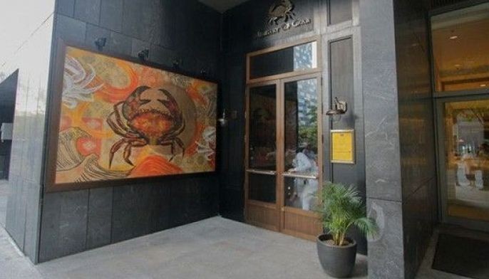 WATCH: BGC restaurant offers 'Crabzilla' for seafood lovers