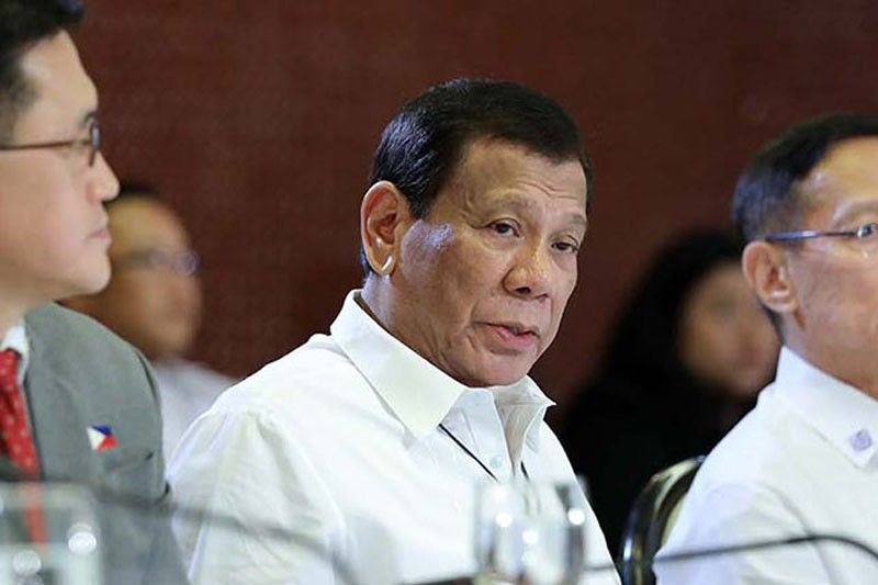 Pres. Duterte parang nagpapa-facial na ang hitsura!