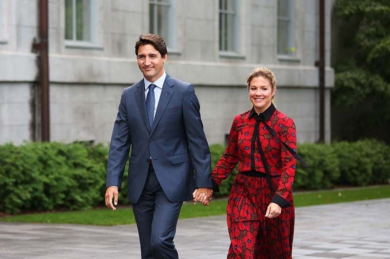 Justin Trudeau's wife tests positive for new coronavirus