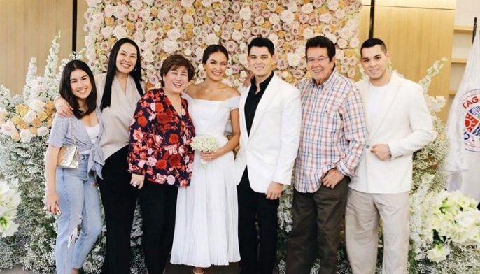 Richard & Sarah wed in civil rites