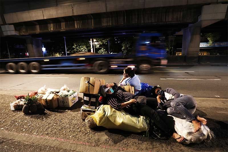 Rental fees for public, private market vendors and stall owners suspended in Manila