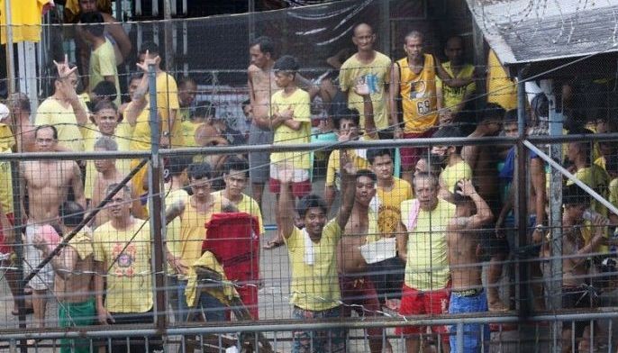 48 curfew violators detained for days in Manila