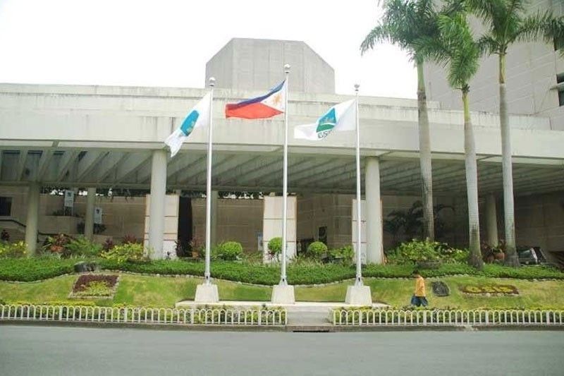 GSIS to advance release of pension for April
