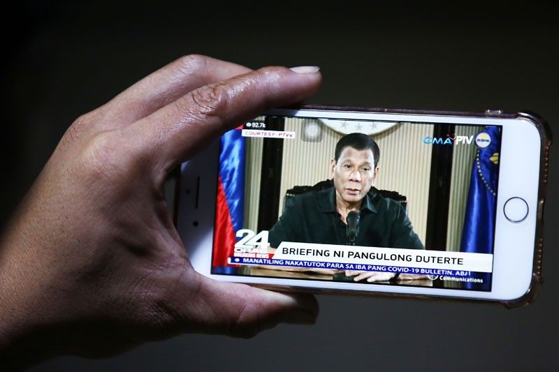 Duterte magbibigti, â��pag wala raw nagawa sa COVID crisis