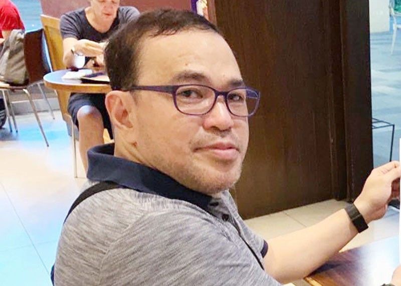 PACC official fired for seeking Robredo probe