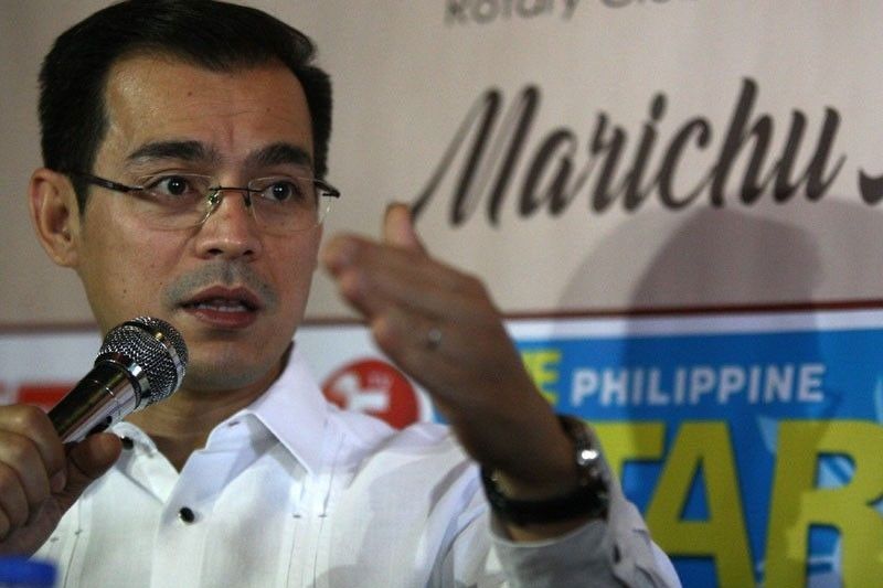 Isko calls out Caloocan barangay execs for illegal cockfighting
