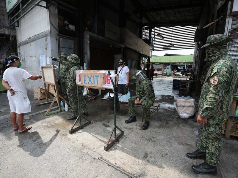Military, police to enforce physical distancing measures at public markets