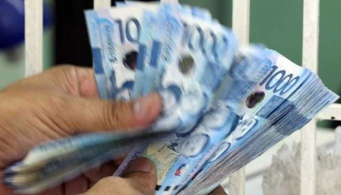 Philippines at risk of losing P228 billion in OFW remittances
