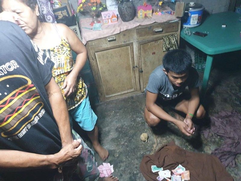 2 SAP beneficiaries, 3 others nabbed for illegal gambling in Batangas