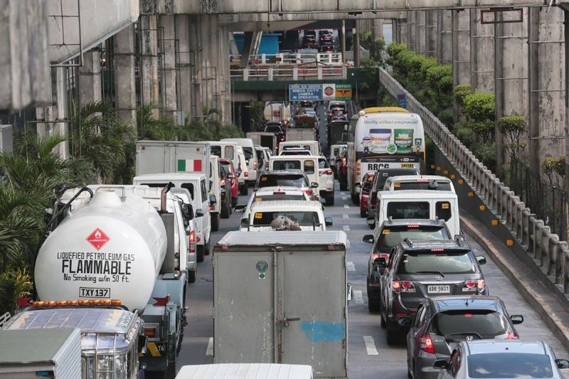 DOTr eyes 30% resumption of mass transport