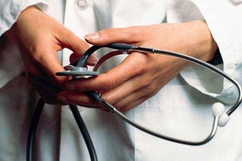 Chinese doctor charged for illegal clinic