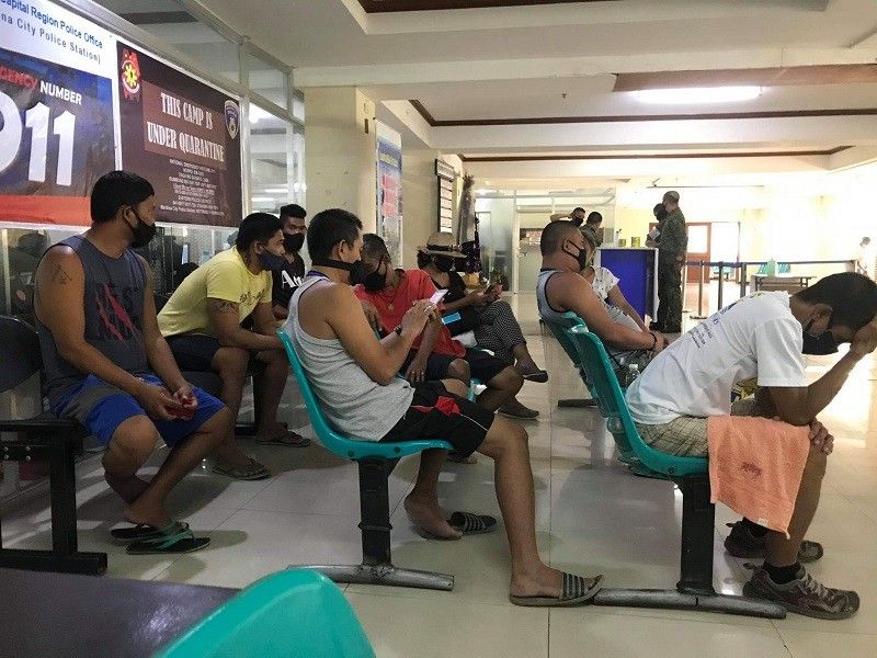 Marikina mayor pinalalaya ang 10 relief workers na inaresto ng PNP