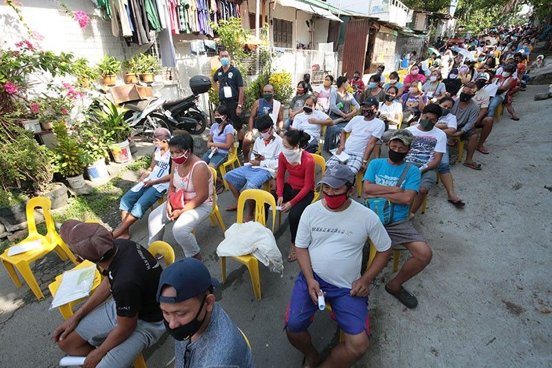 Duterte: More than 350,000 SAP beneficiaries have yet to receive aid