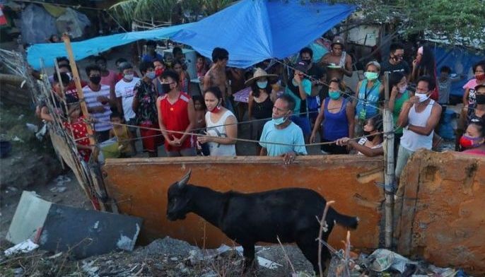 Hain naman ang mga hinabang?